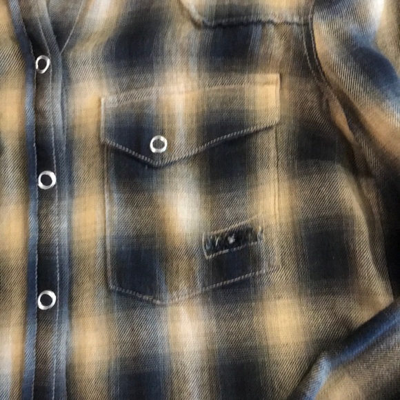 SALE!!!! 🎉 SET plaid button down, size 0 - Picture 3 of 6